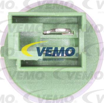 Vemo V22-73-0015 - Вимикач, привід зчеплення (Tempomat) autocars.com.ua