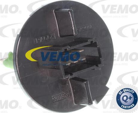 Vemo V22-79-0005 - Регулятор, вентилятор салону autocars.com.ua