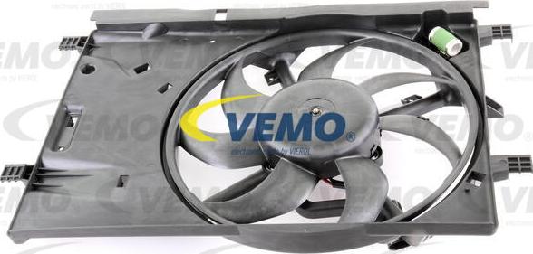 Vemo V24-02-0001 - Вентилятор, охолодження двигуна autocars.com.ua