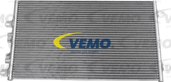 Vemo V24-62-0008 - Конденсатор, кондиціонер autocars.com.ua