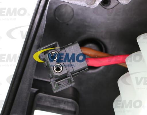 Vemo V30-03-1777 - Электродвигатель, вентиляция салона autodnr.net
