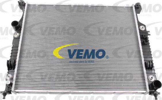 Vemo V30-60-0002 - Радіатор, охолодження двигуна autocars.com.ua