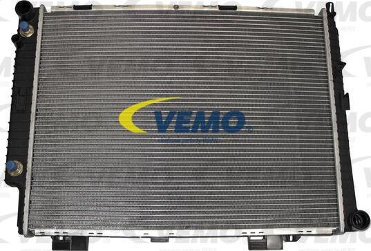 Vemo V30-60-1285 - Радіатор, охолодження двигуна autocars.com.ua
