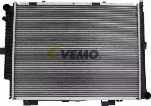 Vemo V30-60-1286 - Радиатор, охлаждение двигателя autodnr.net