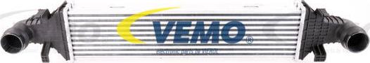 Vemo V30-60-1312 - Интеркулер autocars.com.ua
