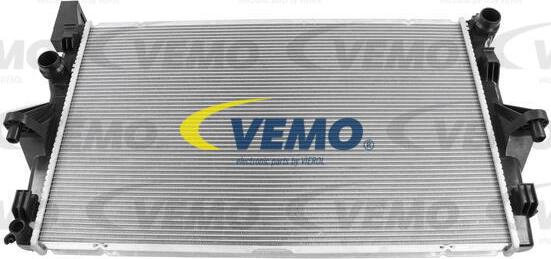 Vemo V30-60-1324 - Радіатор, охолодження двигуна autocars.com.ua