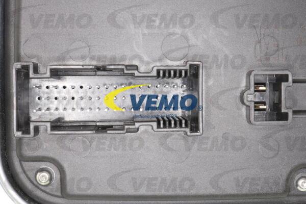 Vemo V30-73-0330 - Устройство управления, освещение avtokuzovplus.com.ua