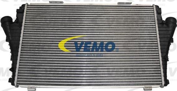 Vemo V40-60-2079 - Интеркулер autocars.com.ua