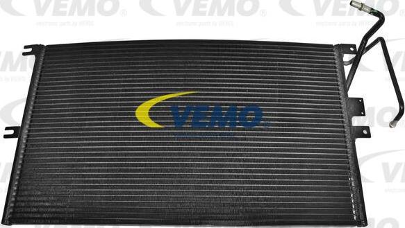 Vemo V40-62-0009 - Конденсатор, кондиціонер autocars.com.ua