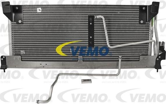 Vemo V40-62-0027 - Конденсатор, кондиціонер autocars.com.ua
