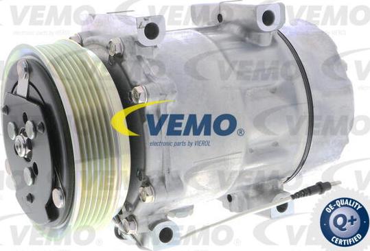 Vemo V46-15-0023 - Компрессор кондиционера avtokuzovplus.com.ua