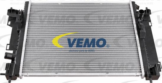 Vemo V46-60-0067 - Радиатор, охлаждение двигателя avtokuzovplus.com.ua