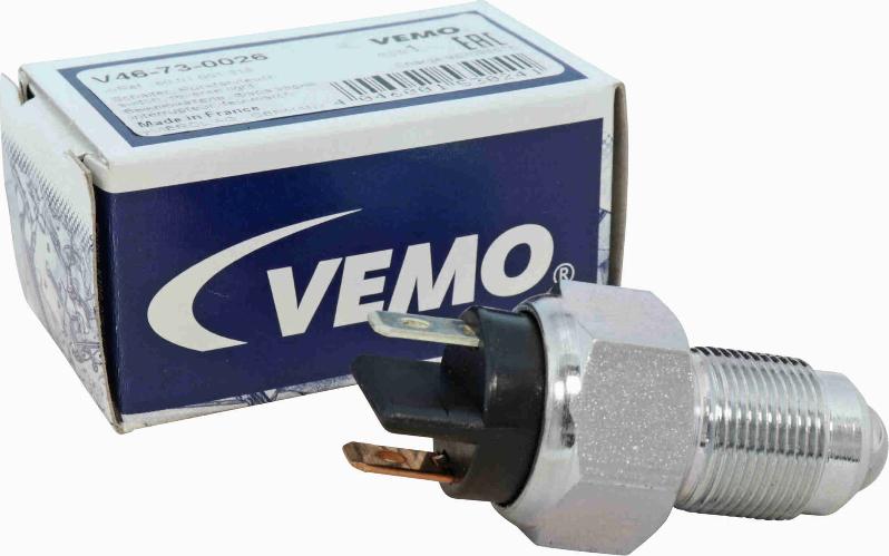 Vemo V46-73-0026 - Датчик, контактний перемикач, фара заднього ходу autocars.com.ua