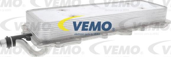 Vemo V48-60-0024 - Масляний радіатор, рухове масло autocars.com.ua