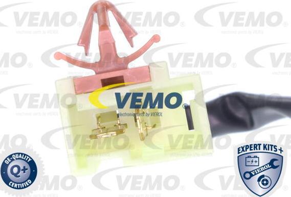 Vemo V52-73-0021 - Вимикач, привід зчеплення (Tempomat) autocars.com.ua